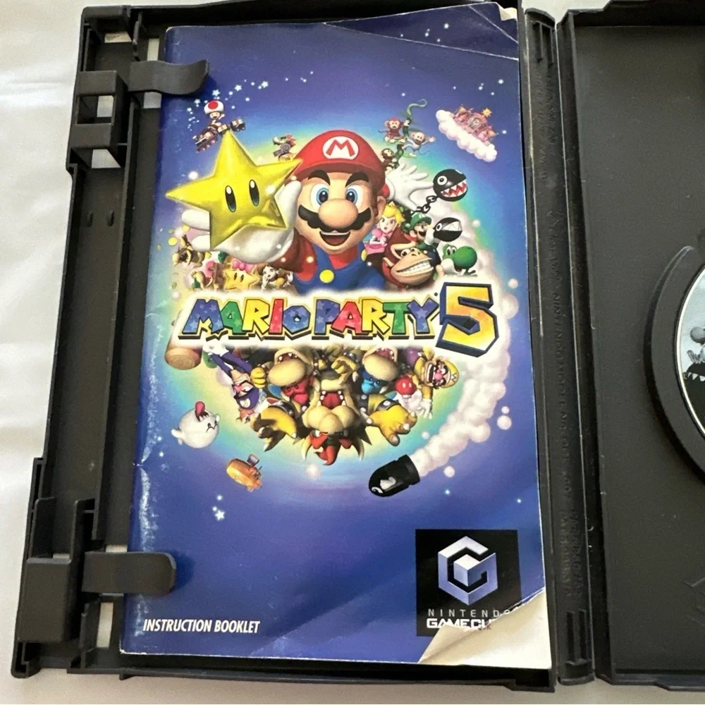 Nintendo GameCube Mario Party 5 case, booklet, and disc